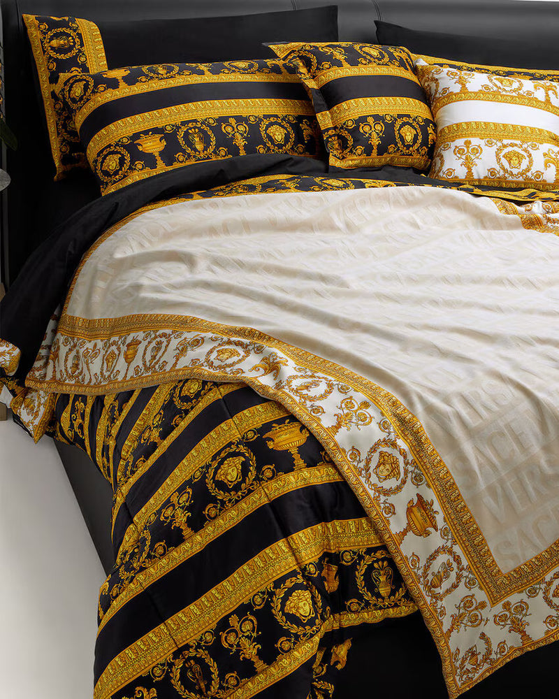 PLAID BLANKETS I HEART BAROQUE