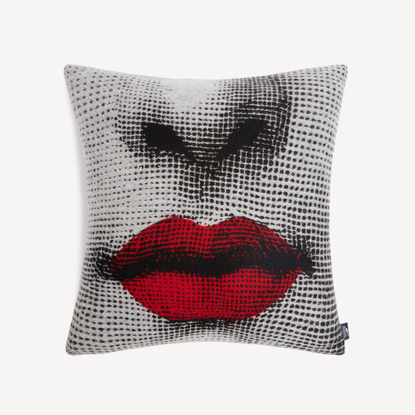 Cushion Kiss 50 x 50 cm
