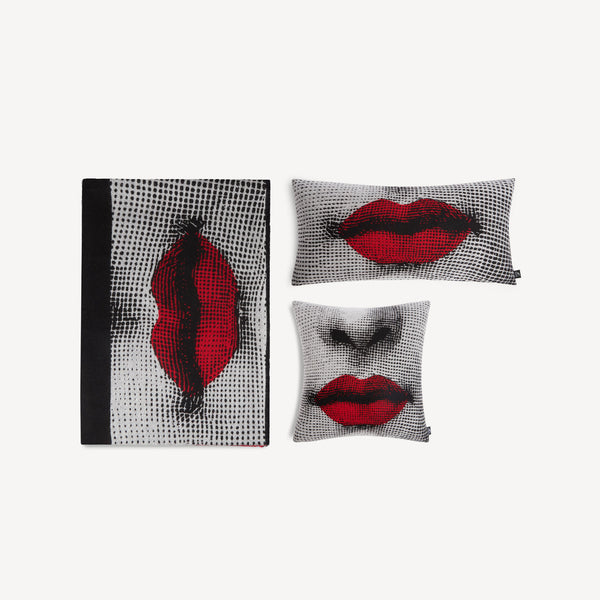 Cushion Kiss 30 x 60 cm