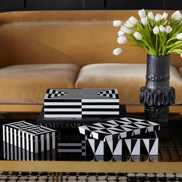 LARGE OP ART LACQUER BOX BLACK/WHITE